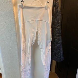 LuLu lemon clear the court tight 28”